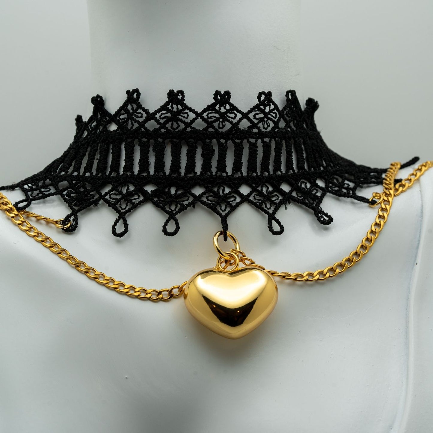 Heart of Gold Lace Choker