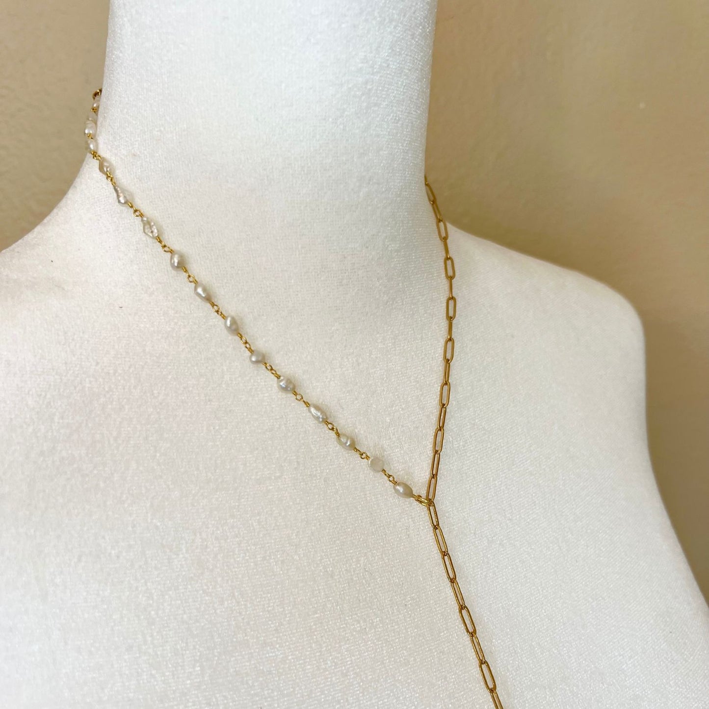 Venus Pearl Lariat Necklace